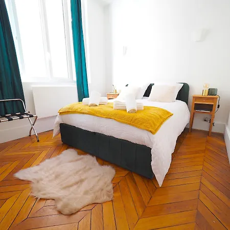 Design Derriere Les Thermes *